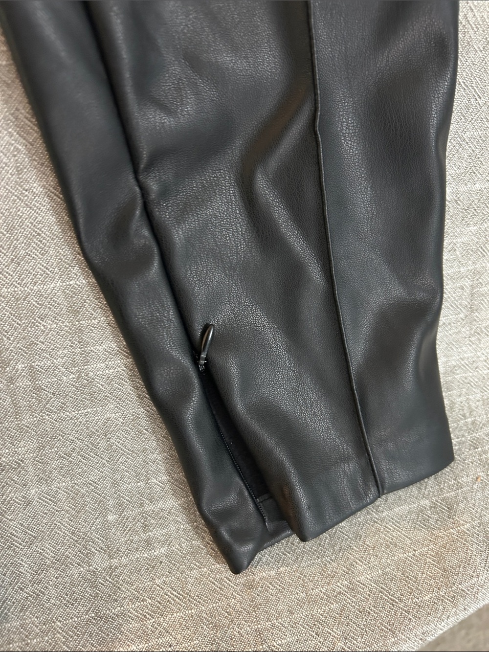 Zara Black Faux Leather Skinny Pants - size large - Picture 7 of 8